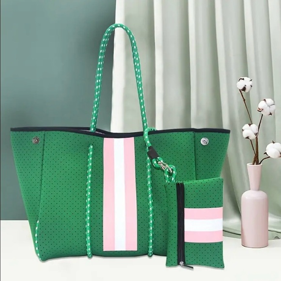 ⛔️ SOLD ⛔️ Neoprene Tote Bag w/Small Zipper Purse - Picture 11 of 13